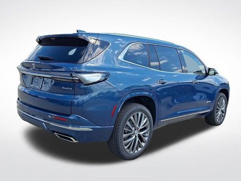 New 2026 Buick Enclave Avenir w/ Super Cruise Package AWD/4WD image 7