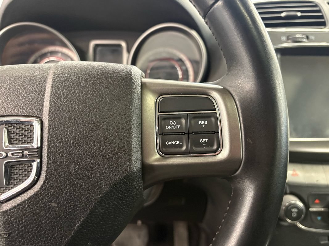 Used 2017 Dodge Journey Crossroad FWD image 19