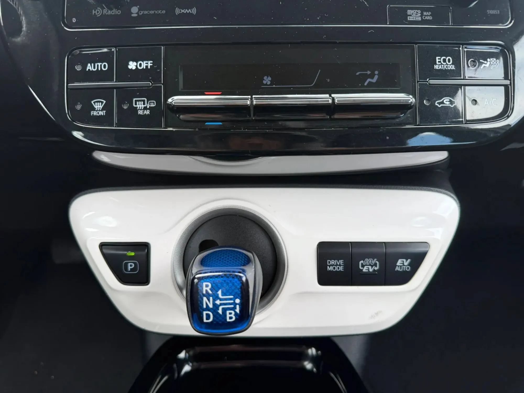 Used 2017 Toyota Prius Prime Plus FWD image 27