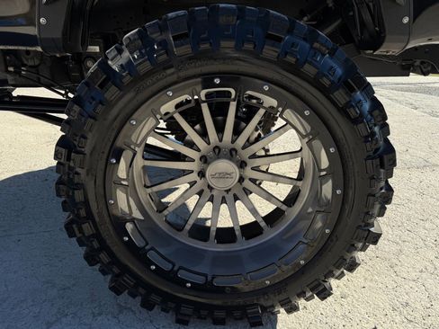 Used 2021 Ford F250 Lariat image 13