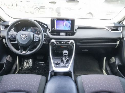 Used 2024 Toyota RAV4 XLE AWD/4WD image 12
