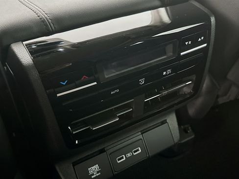 Used 2024 Acura MDX FWD image 27