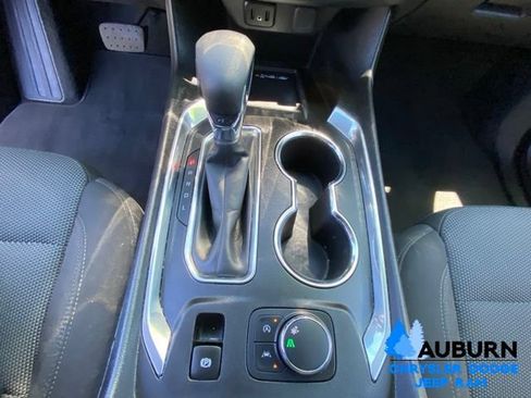 Used 2023 Chevrolet Traverse LT FWD image 45