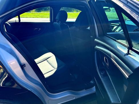 Used 2016 Ford Taurus Police Interceptor AWD image 17