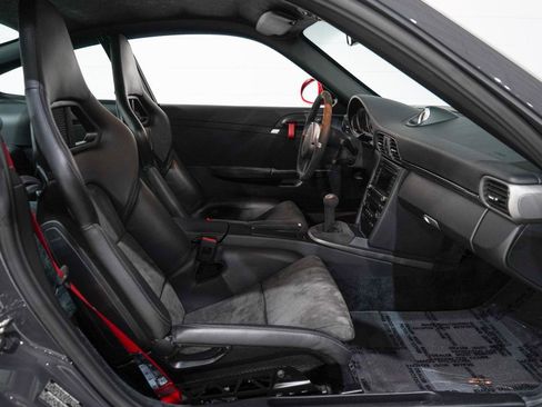 Used 2010 Porsche 911 GT3 RS image 16