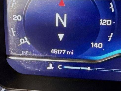 Used 2025 Chevrolet Silverado 2500 LT w/ All Star Edition image 16