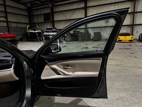 Used 2014 BMW 528i Sedan image 23