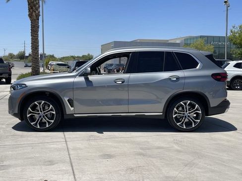 Used 2026 BMW X5 sDrive40i w/ Premium Package RWD image 9