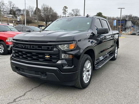 Used 2022 Chevrolet Silverado 1500 Custom image 7