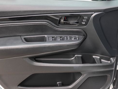 Used 2023 Honda Odyssey Touring image 21