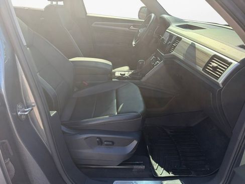 Used 2021 Volkswagen Atlas SEL image 9