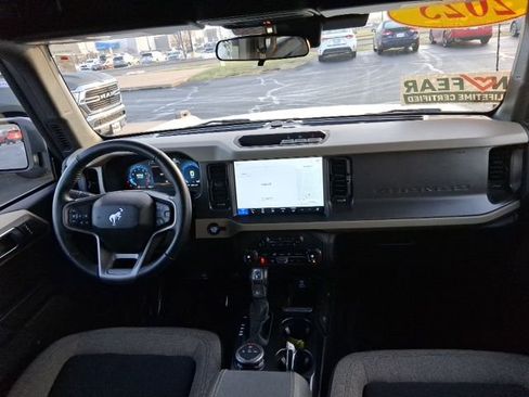 Used 2025 Ford Bronco Big Bend image 11