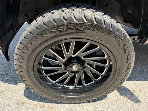 Used 2019 RAM 2500 Laramie AWD/4WD image 8