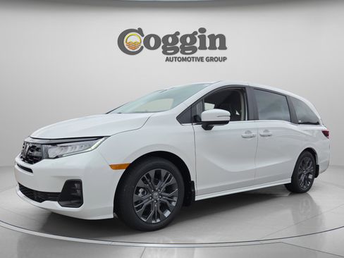 New 2026 Honda Odyssey Touring image 1