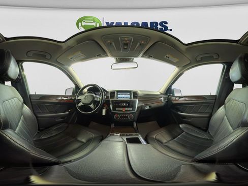Used 2015 Mercedes-Benz GL 450 4MATIC w/ Parking Assist Package image 46