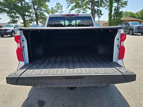 Certified 2023 Chevrolet Silverado 1500 High Country w/ High Country Premium Package AWD/4WD image 23