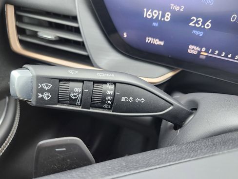 Used 2025 Buick Envision Sport Touring image 16