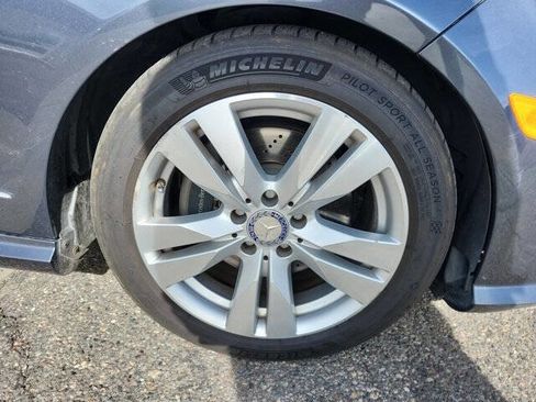 Used 2013 Mercedes-Benz E 350 BlueTEC Sedan image 10