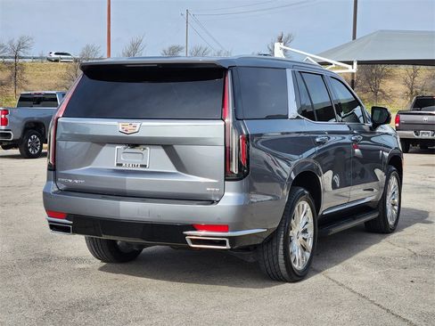 Used 2021 Cadillac Escalade Premium Luxury image 7