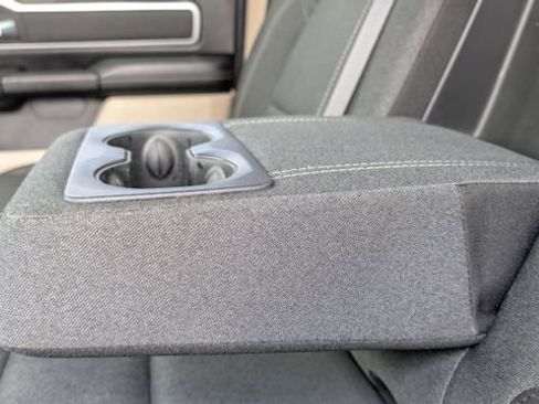 Used 2019 RAM 1500 Big Horn AWD/4WD image 13