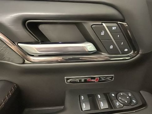 Used 2024 GMC Sierra 1500 AT4X w/ AT4X AEV Edition AWD/4WD image 11