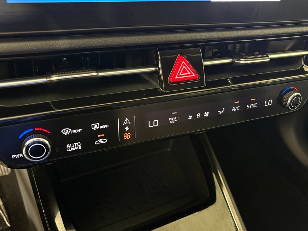 New 2026 Kia Niro EX FWD image 26