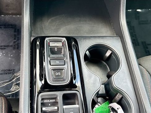 Used 2023 Honda Pilot Sport image 16