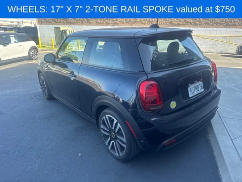 Used 2024 MINI Cooper SE FWD image 3