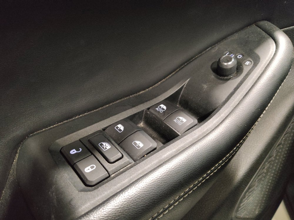 Used 2024 Jeep Grand Cherokee Laredo RWD image 27