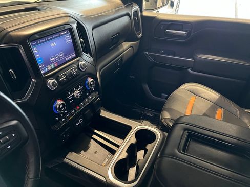 Used 2022 GMC Sierra 1500 AT4 w/ AT4 Premium Package AWD/4WD image 25