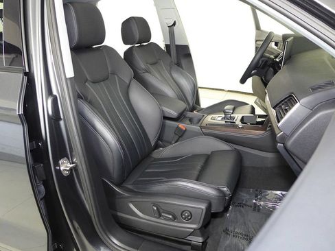 Used 2023 Audi Q5 e Premium Plus w/ Premium Plus Package AWD/4WD image 19