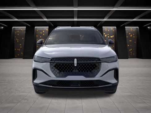 New 2026 Lincoln Nautilus Reserve w/ Jet Appearance Package image 6