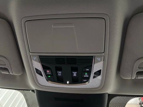 New 2026 Acura MDX Base image 25