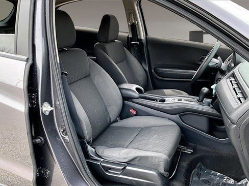 Certified 2019 Honda HR-V LX image 24