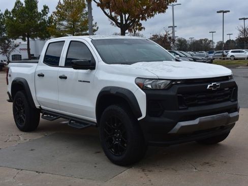 Used 2023 Chevrolet Colorado Trail Boss w/ LPO, Dark Essentials Package image 3