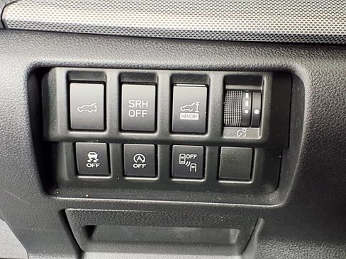 Used 2019 Subaru Forester Limited w/ Popular Package #3 AWD/4WD image 17