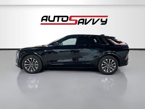 Used 2025 Cadillac Lyriq Sport AWD/4WD image 4