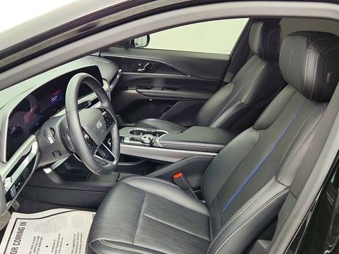 Used 2024 Cadillac Lyriq Luxury image 20