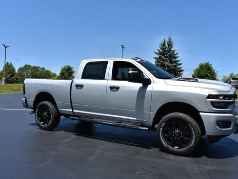 New 2026 RAM 2500 Tradesman AWD/4WD image 5