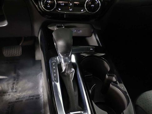 Used 2025 Chevrolet Trax LT w/ Driver Confidence Package FWD image 42