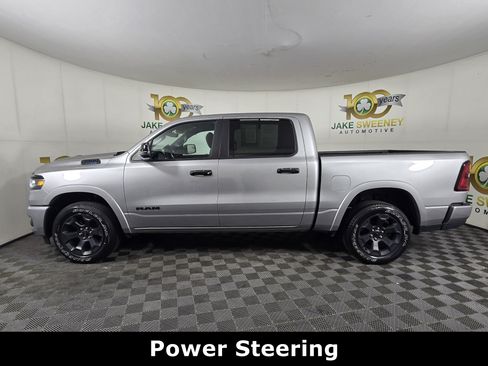 Used 2025 RAM 1500 Big Horn AWD/4WD image 6
