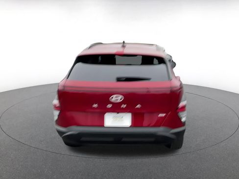 Used 2025 Hyundai Kona SEL image 12