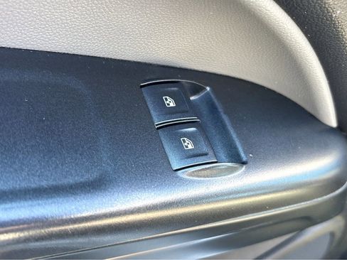 Used 2017 GMC Canyon W/T w/ Convenience Package RWD image 26