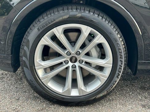 New 2026 Audi Q7 3.0T Premium Plus AWD/4WD image 38