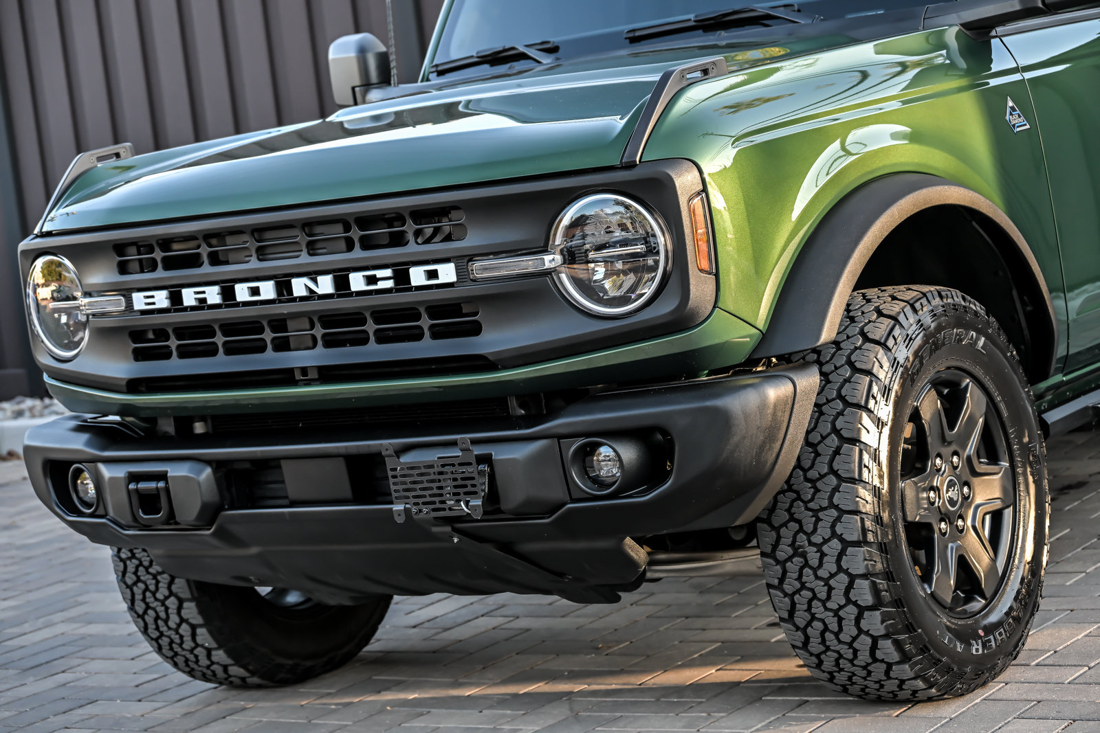 Used 2024 Ford Bronco Black Diamond AWD/4WD image 6