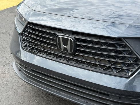 Certified 2023 Honda Accord EX image 12