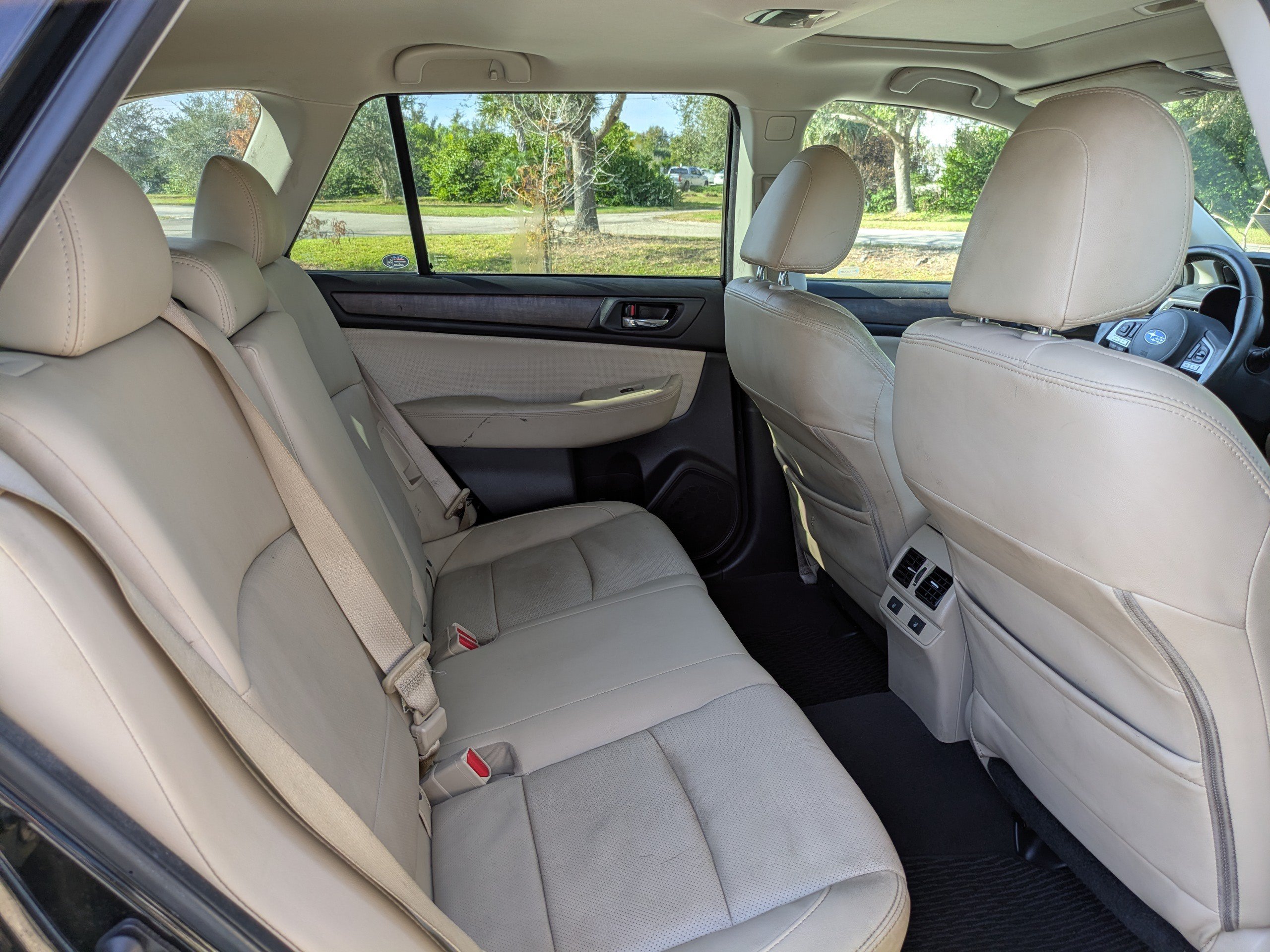 Used 2017 Subaru Outback 2.5i Limited AWD/4WD image 16