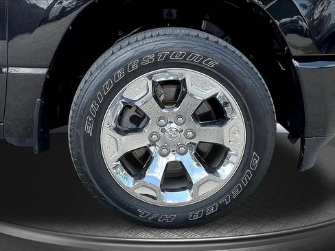 Used 2023 RAM 1500 Big Horn AWD/4WD image 35