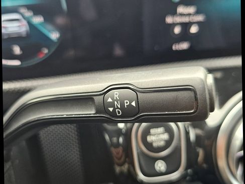 Used 2019 Mercedes-Benz A 220 4MATIC w/ Premium Package image 17