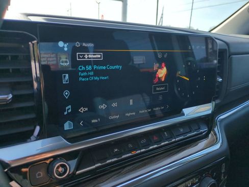 Used 2024 Chevrolet Silverado 1500 RST image 18